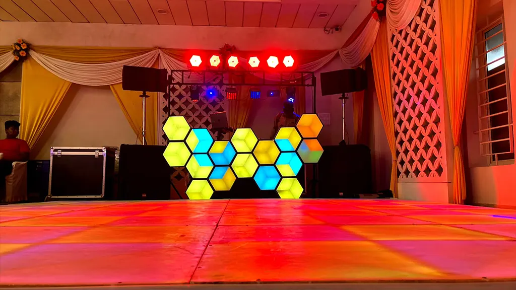 Dance Floor Honey Comb DJ Setup Dance Floor Honey Comb DJ Setup