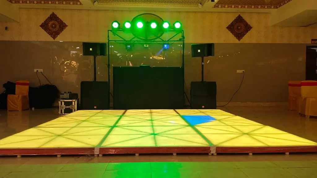 LED Dance Floor Basic Dj Setup